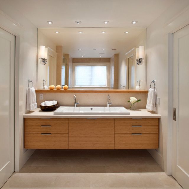 Stylish and classy floating bathroom vanity