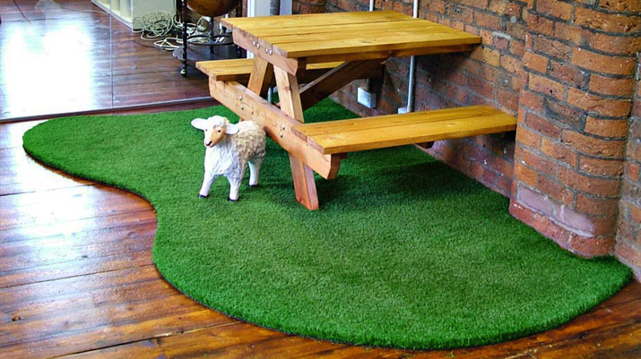 Why Do You Need A Grass Rug?