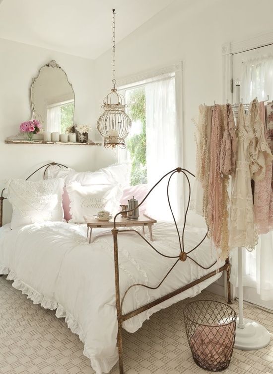 Awesome 45  vintage inspired bedroom ideas