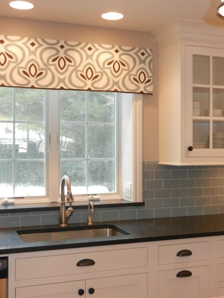 Cool Kitchen valances add color and character to your kitchen. Kitchen valances kitchen valances