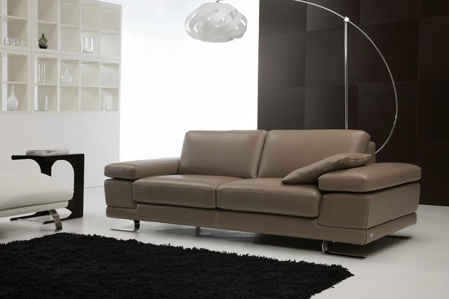 Cozy italian-leather-sofa-2 Features of Italian leather Sofa italian leather sofas