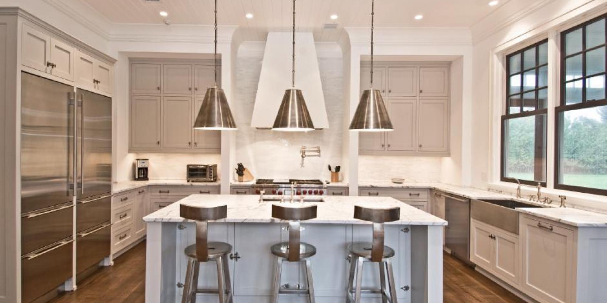 Images of The Best Paint Colors for Every Type of Kitchen | HuffPost kitchen paint colors with white cabinets