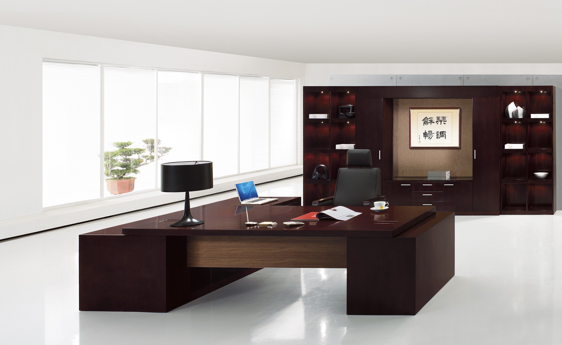 Decor your office with Contemporary office furniture