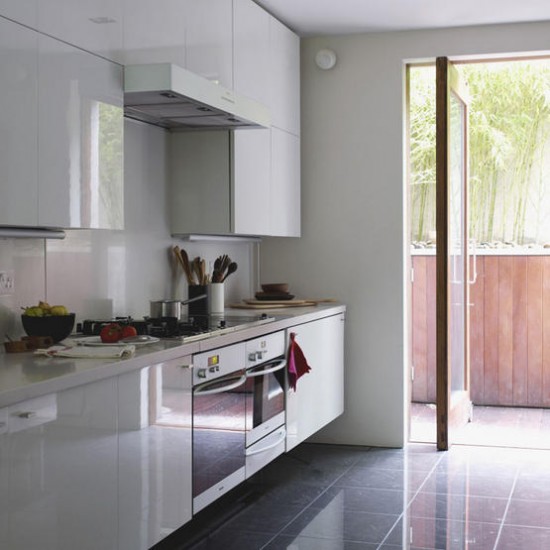 Modern ... kitchens White worktop housetohome. Glossy ... white kitchen work tops