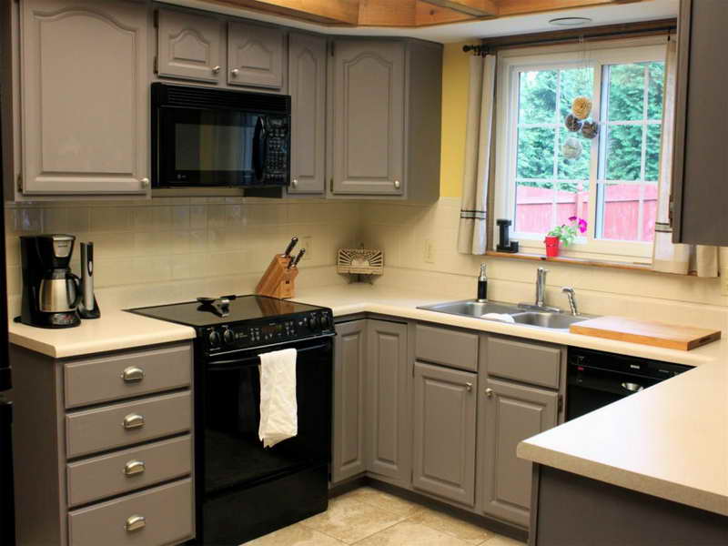 Popular Cabinet Paint Colors . Painting Kitchen Cabinets Ideas ... paint color ideas for kitchen cabinets