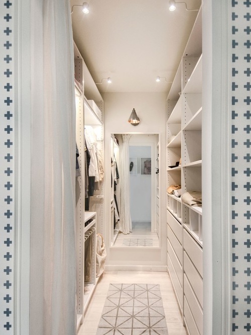 Pictures of Best Small Walk-In Closet Design Ideas u0026 Remodel Pictures | Houzz small walk in closet ideas