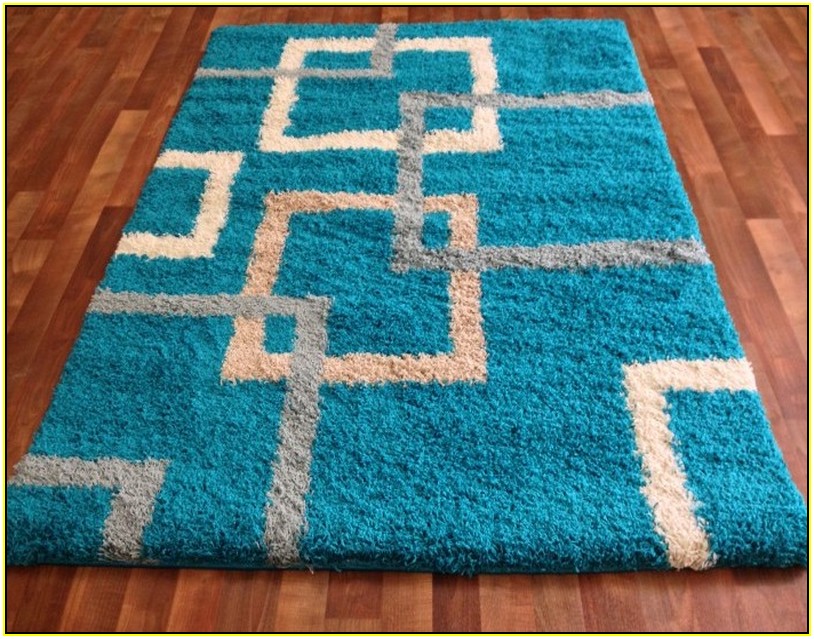 The colorful and exotic turquoise rugs to brighten up your rooms