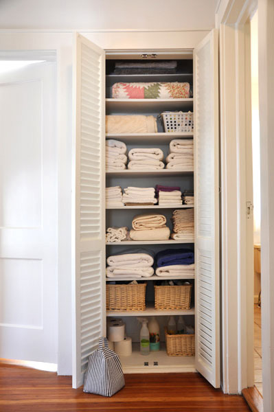 beautifully organized: linen closets | apartment therapy MKPNWRN
