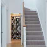 carpet for stairs carpets for stairs e dipingere una scala interna tappeto grigio chiaro XNPUSYK