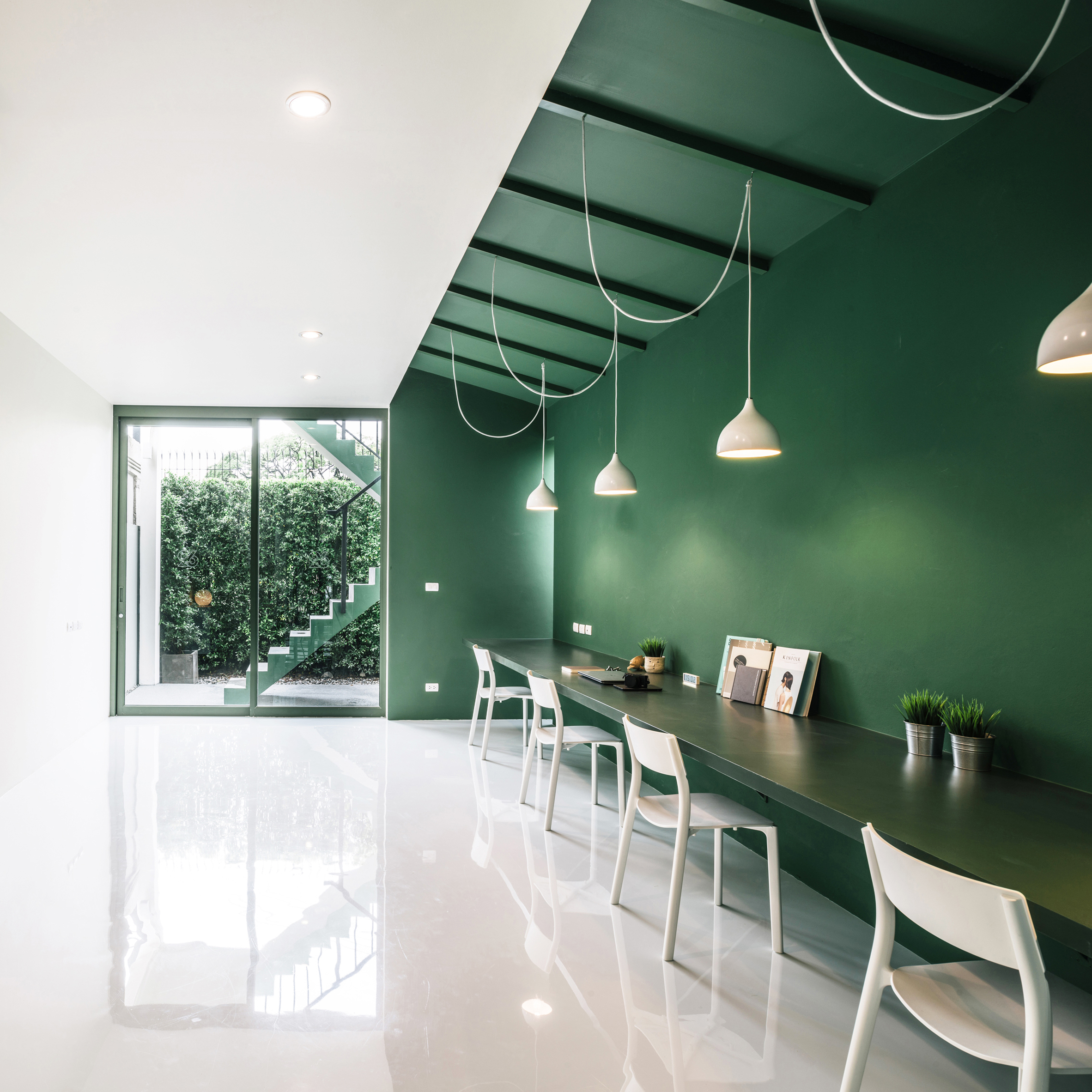 office ınterior design 12 of the best minimalist office interiors where thereu0027s space to ZHXFGXA
