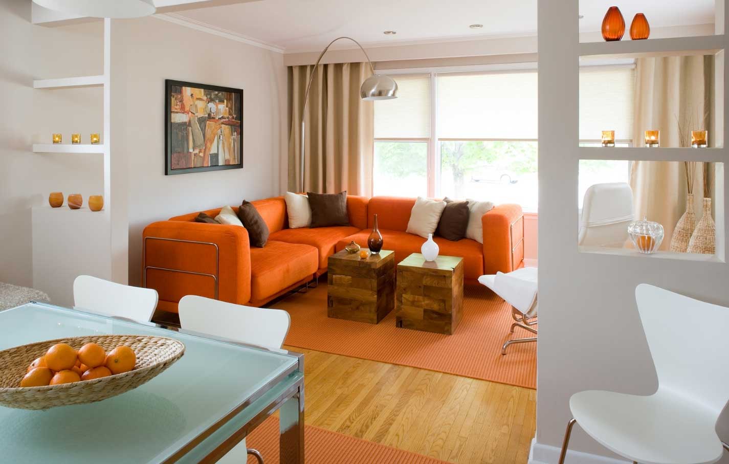 Orange Rugs for Exciting and Lively Room Settings