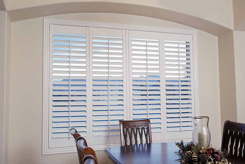 Wooden Shutters for Top Notch Decor and Protection