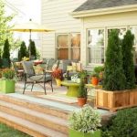 30 Ideas to Dress Up Your Deck