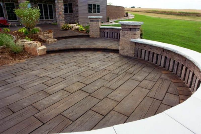 wood stamped concrete using wood hardiplanks