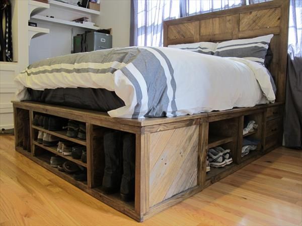 DIY Pallet bed with Storage and Headboard | 101 Pallets