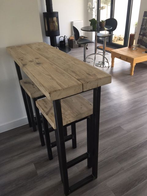 Reclaimed Wood Breakfast Bar and Two Stools - www.Traveller Location.uk