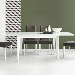 Extendable Dining Tables