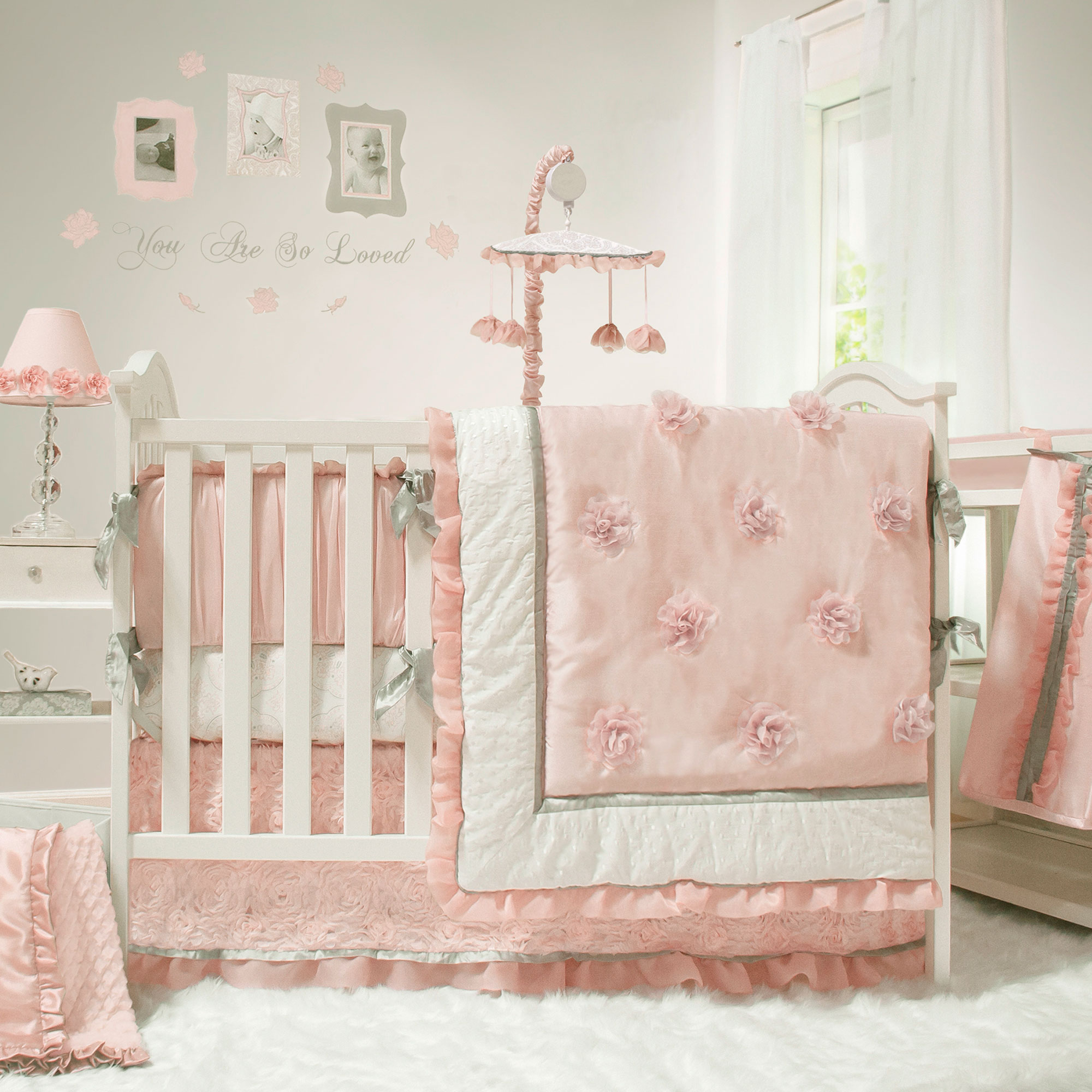 The Peanut Shell Baby Girl Crib Bedding Set - Pink and White - Arianna 4  Piece Set - Traveller Location