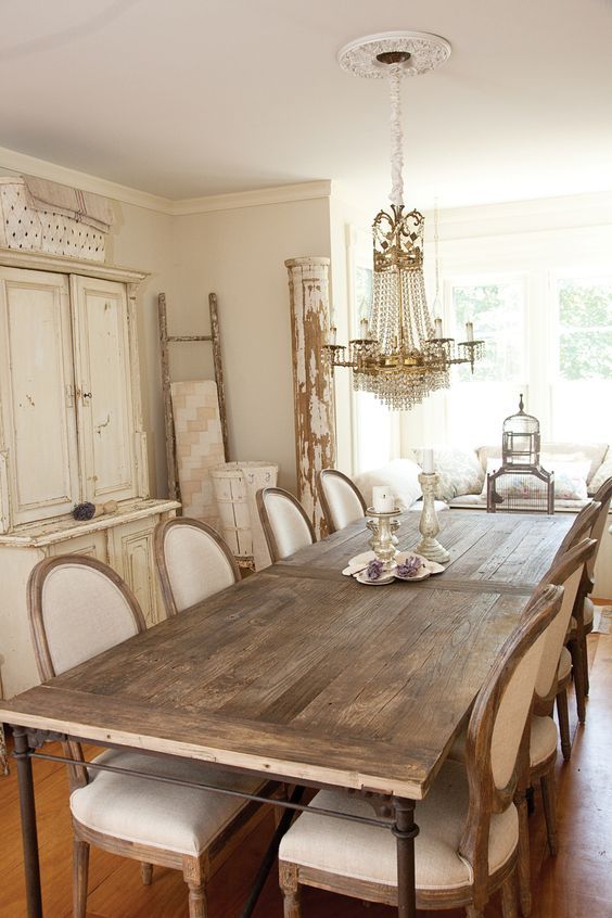 Vintage Cottage Chic Dining room with country french dining chairs