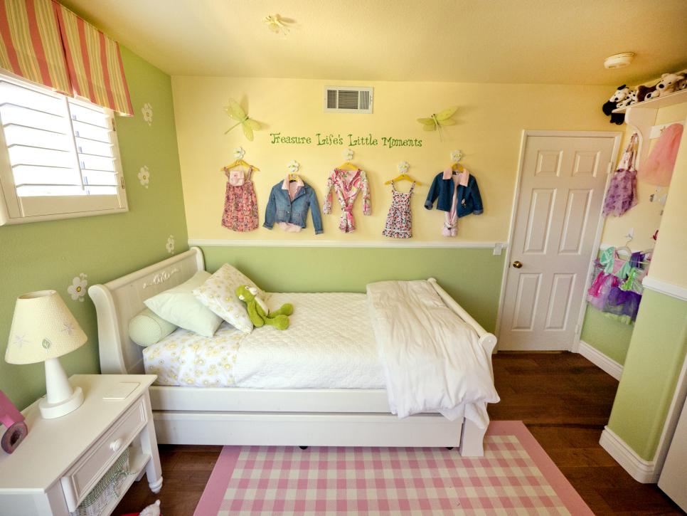 Unique girls bedroom ideas for small  rooms