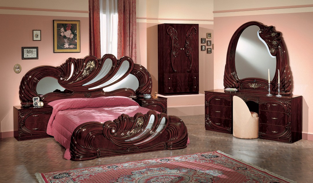 Vanity Italian Bedroom Set