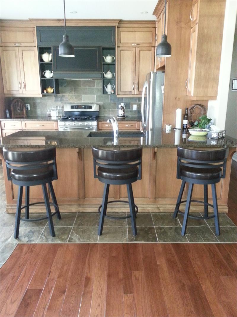 Bar Stool Height or Counter Height-What height should my kitchen stools be?