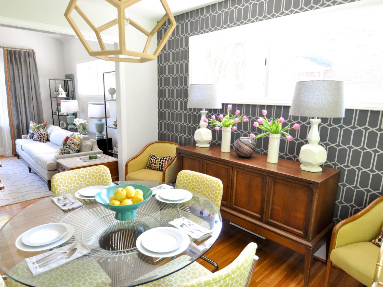 Vibrant Midcentury-Modern Dining Room