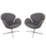 Pair of Mid-Century Modern Arne Jacobsen Style Swivel Lounge Chairs 1