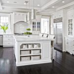 45 Luxurious Kitchens with White Cabinets (Ultimate Guide