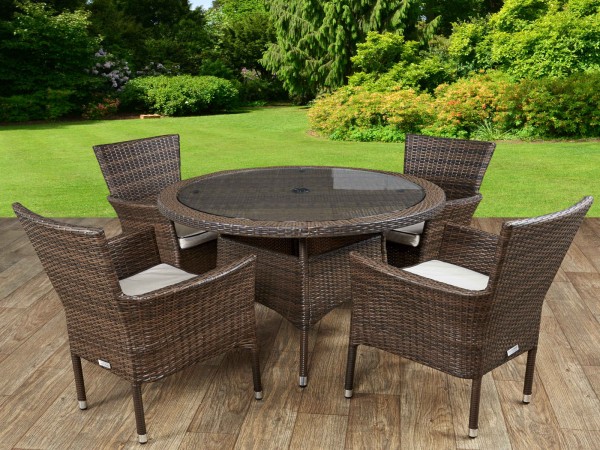 cambridge_4_chairs_and_small_round_table_set_in_chocolate_and_cream_1.jpg