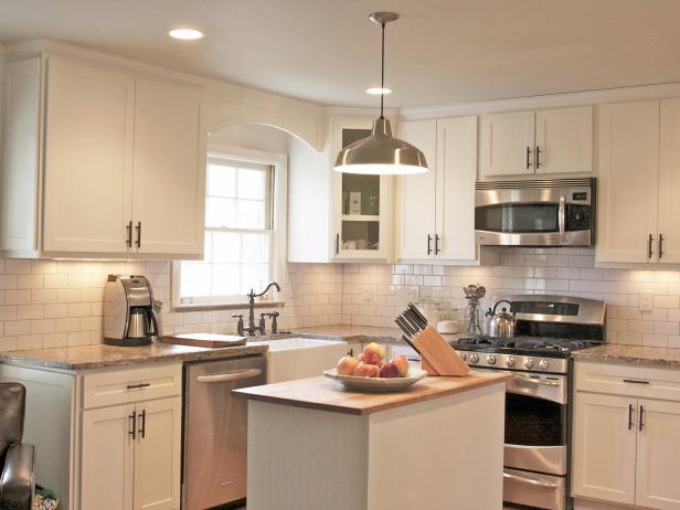 White Shaker Kitchen Cabinets