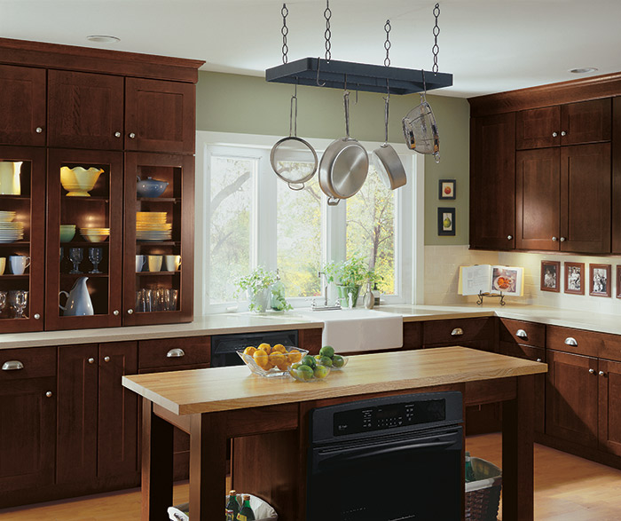 Shaker style kitchen cabinets in Cherry Henna finish