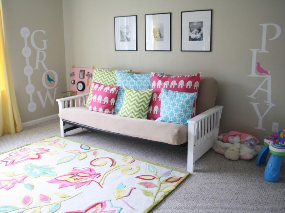 Some simple childrens bedroom decor ideas
to help creating kid bed