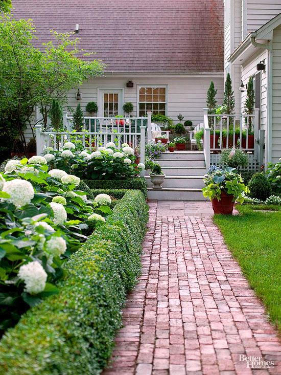 Maximize the impact of minimal yards with these small garden, small yard,  and small backyard landscaping ideas.