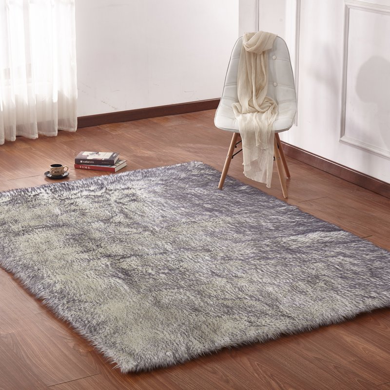 Curtis Faux Fur Shag White/Gray Area Rug