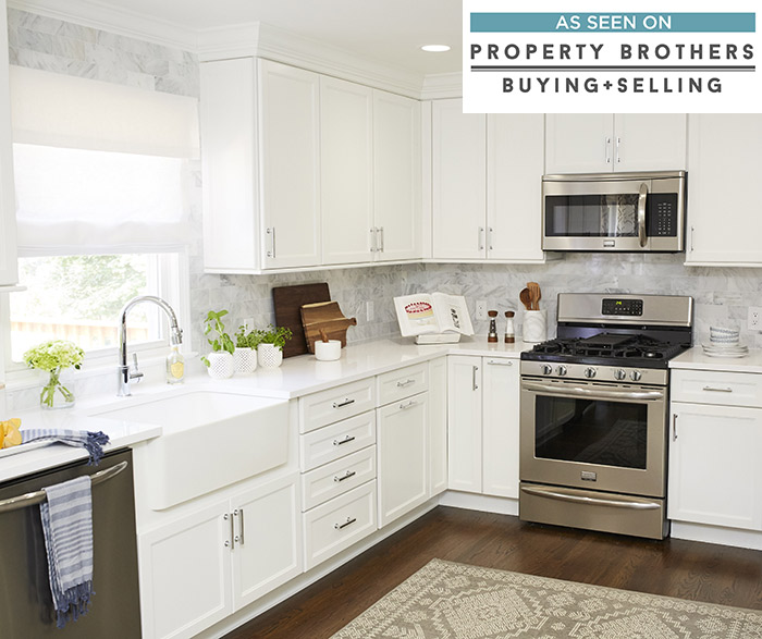 More Rooms in This Gallery. White shaker style kitchen cabinets.  DavisCSeaWellsMEgrWortheLElkK