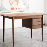 Wood Desk with Floating Drawers. Image 1