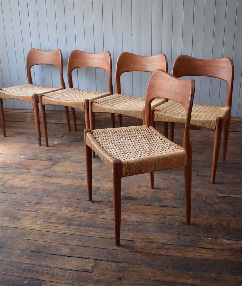 ERA OF WOODEN DINING CHAIRS