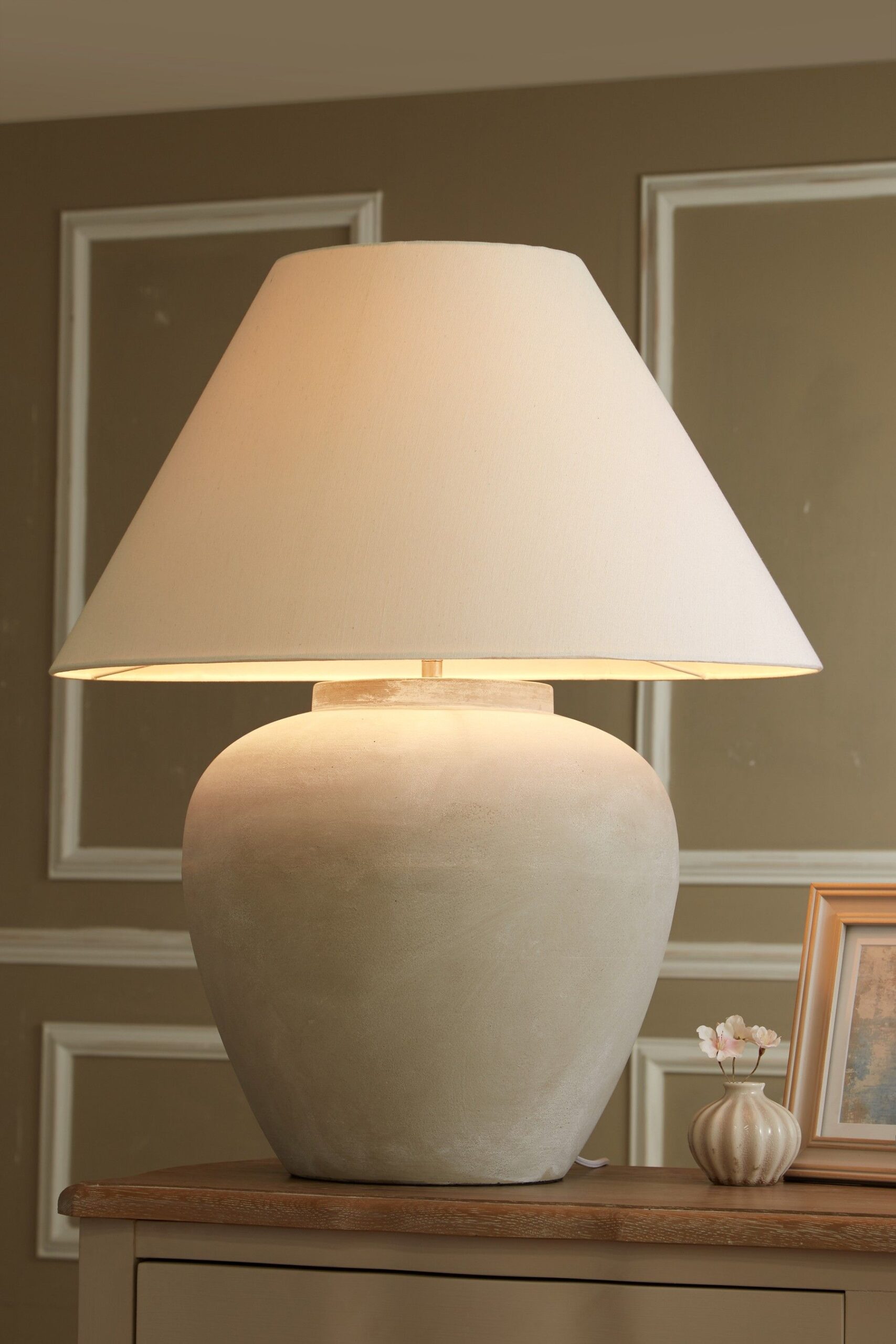 Modern table lamps for bedroom