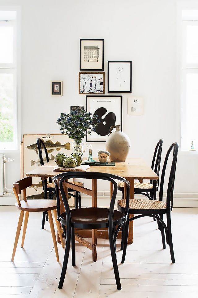 Creating a classic look with the vintage
dining chairs