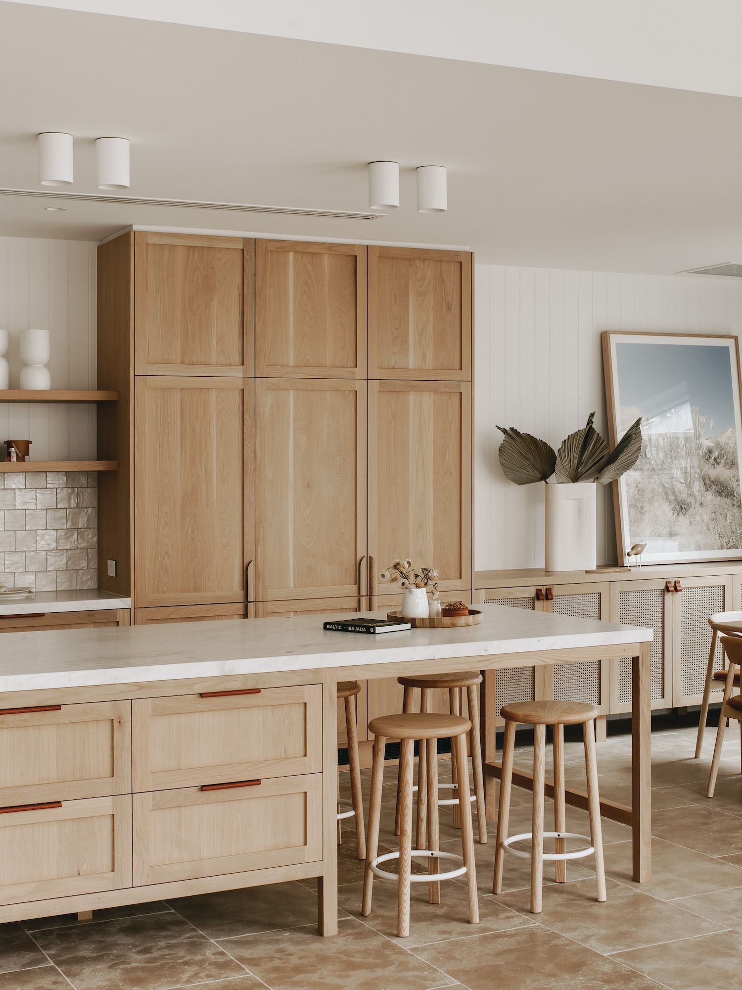 Beautiful Oak kitchen cabinets