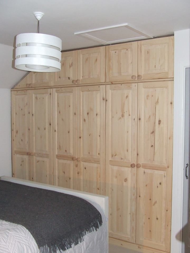 Pine Wardrobes – A choice of Rustic Style
and Durability