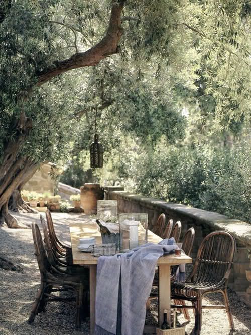 Amazing outdoor tables: Get it Today