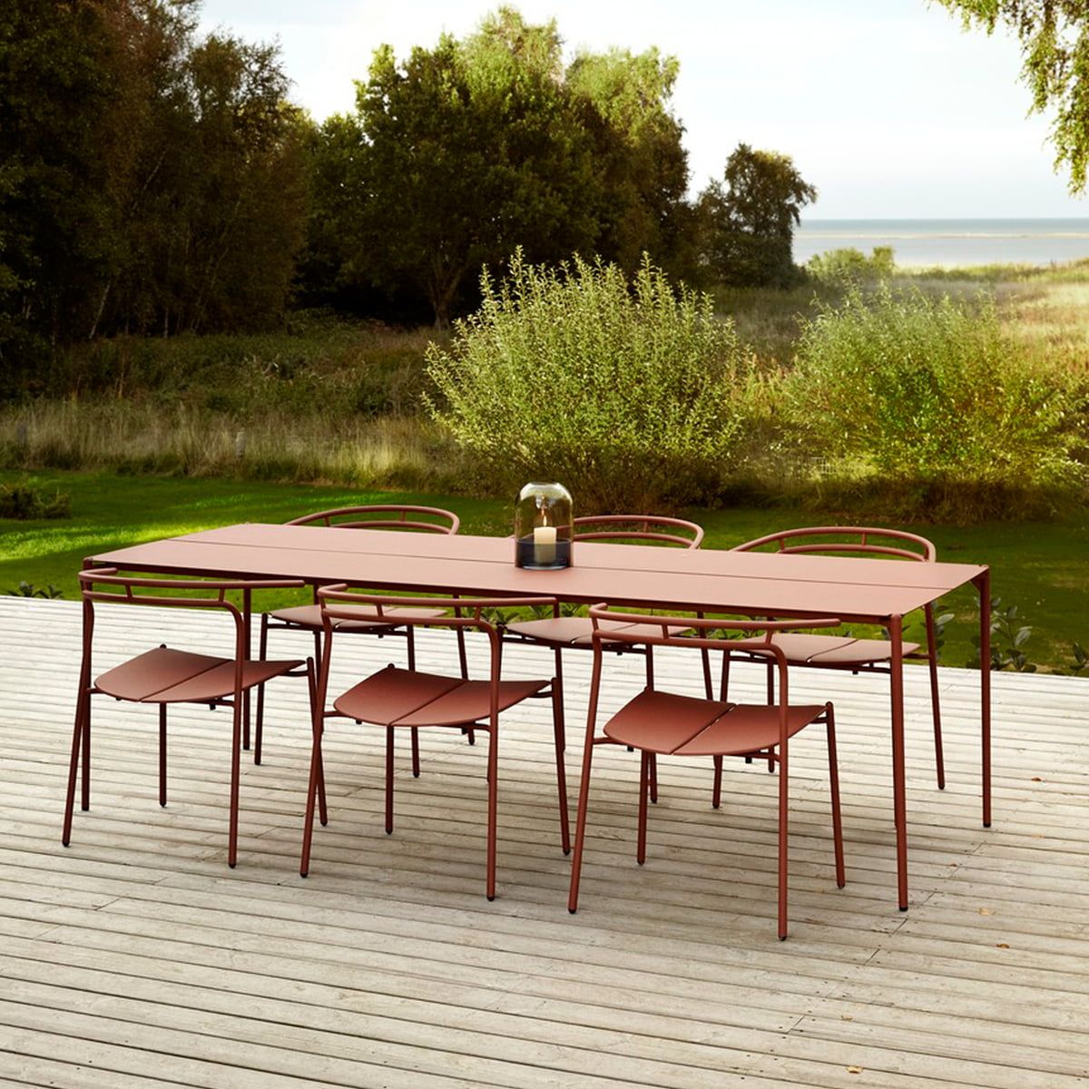Decorate your house with stylish outdoor
furniture sets