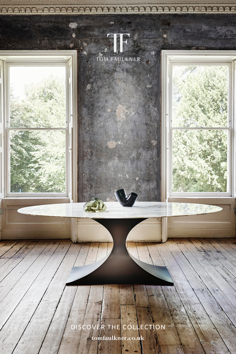 Oval dining tables are getting day by day
popular