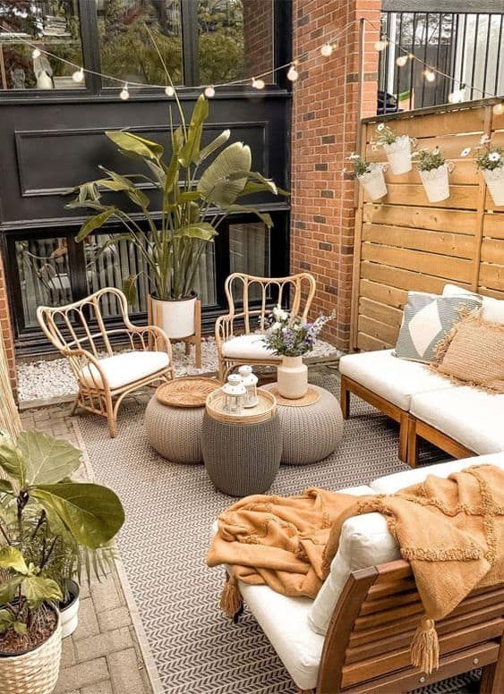 a unique theme for modern outdoor
  patio  decor ideas