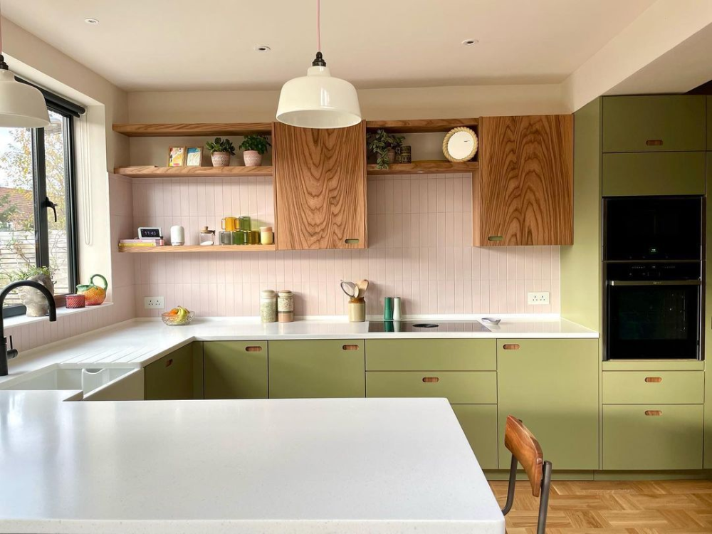 Transform your kitchen into a retro
  kitchen!
