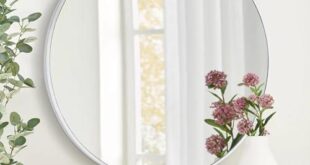 Elegant mirrors to enhance your decor and reflect style